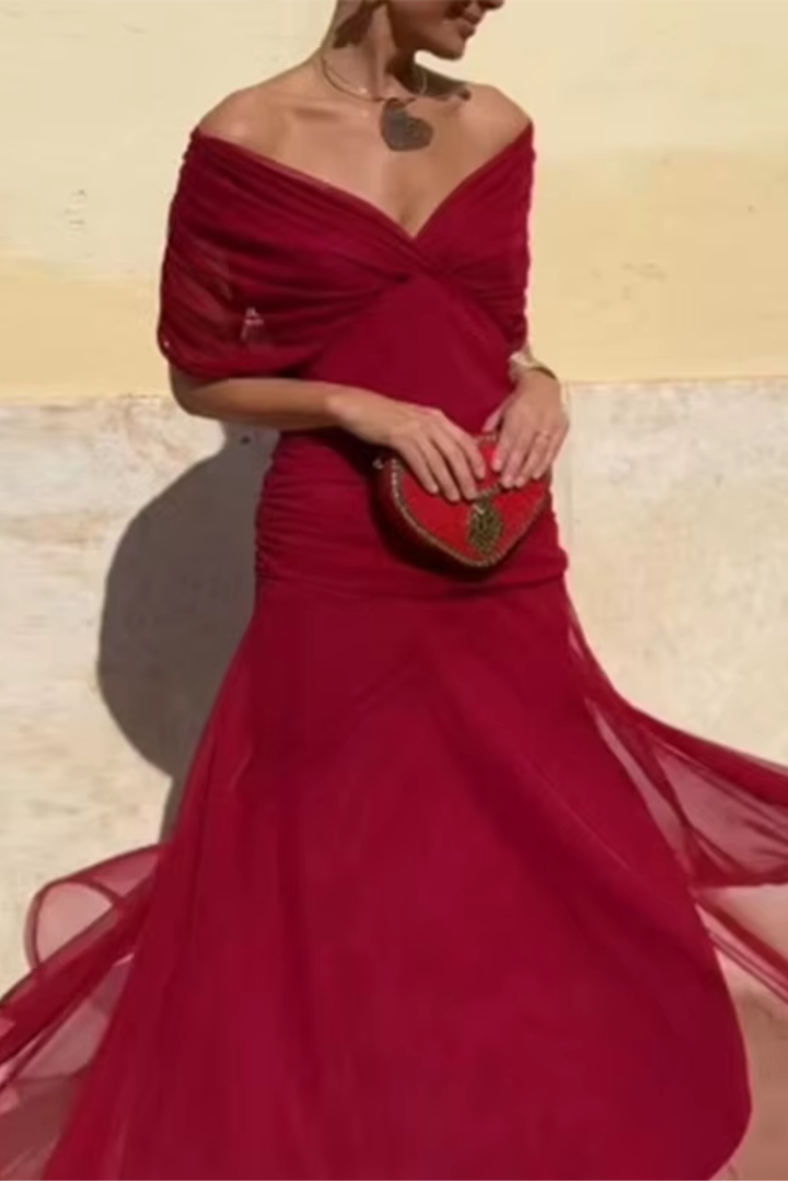 CHARLOTTE – ELEGANT FLOWING DRESS